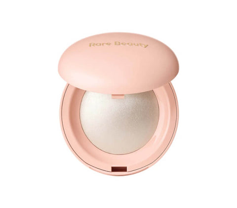 ILUMINADOR EN POLVO RARE BEAUTY BY SELENA GOMEZ POSITIVE LIGHT SILKY TOUCH HIGHLIGHTER